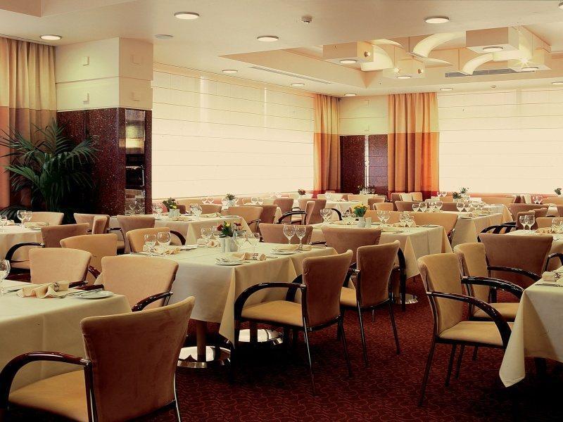 Attica Av, Airport W. By Ihg Ξενοδοχείο